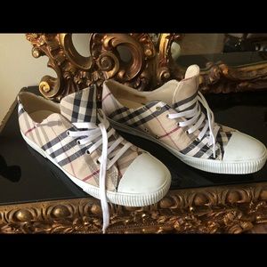 Burberry sneakers